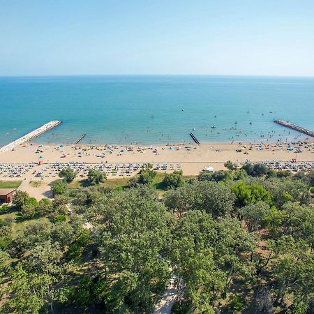 Apartment Robinia-Pinetine-4 By Interhome Duna Verde Εξωτερικό φωτογραφία