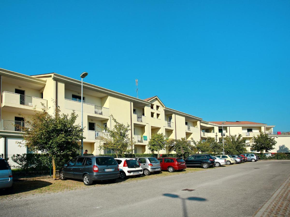 Apartment Robinia-Pinetine-4 By Interhome Duna Verde Εξωτερικό φωτογραφία